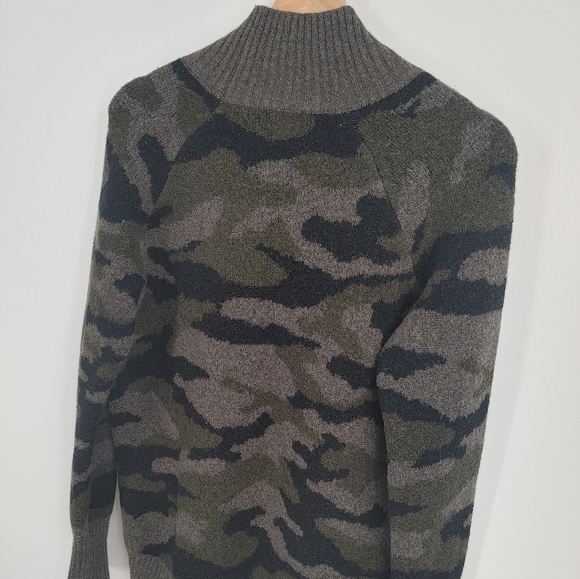 Cynthia Rowley | camo sweater - Picture 4 of 5